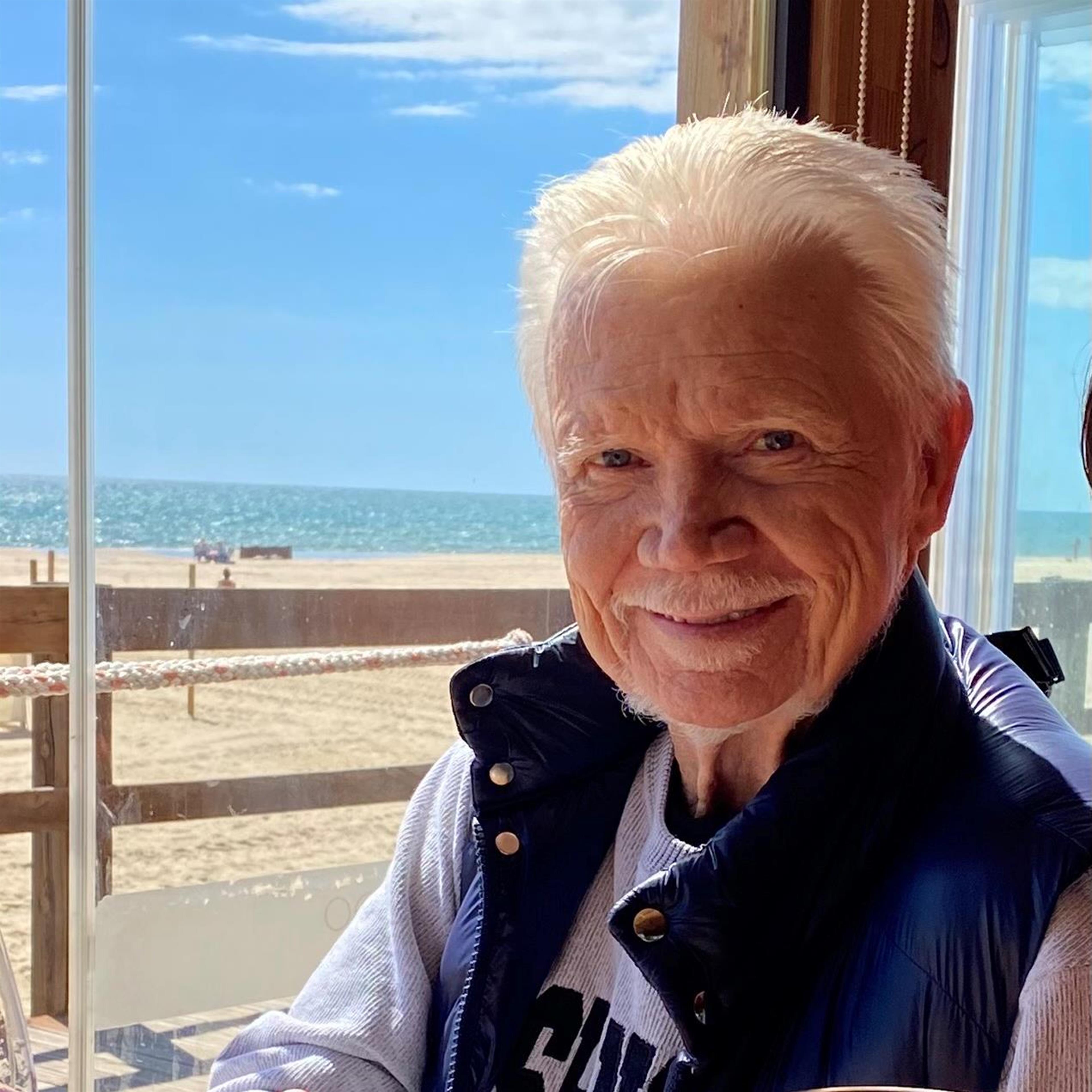 Dwight Keith Neumann's obituary picture