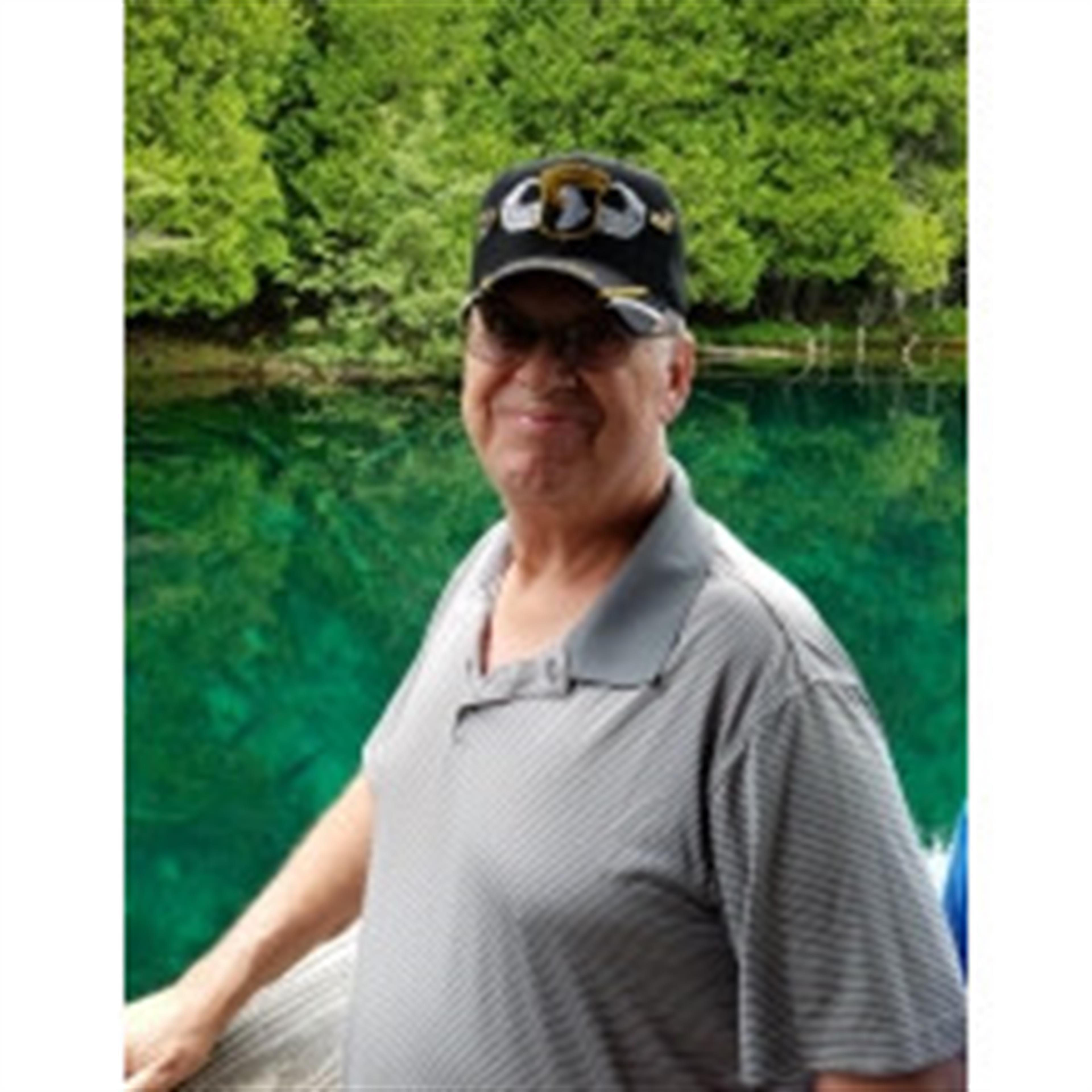 Gary Lee Thornsbury's obituary picture