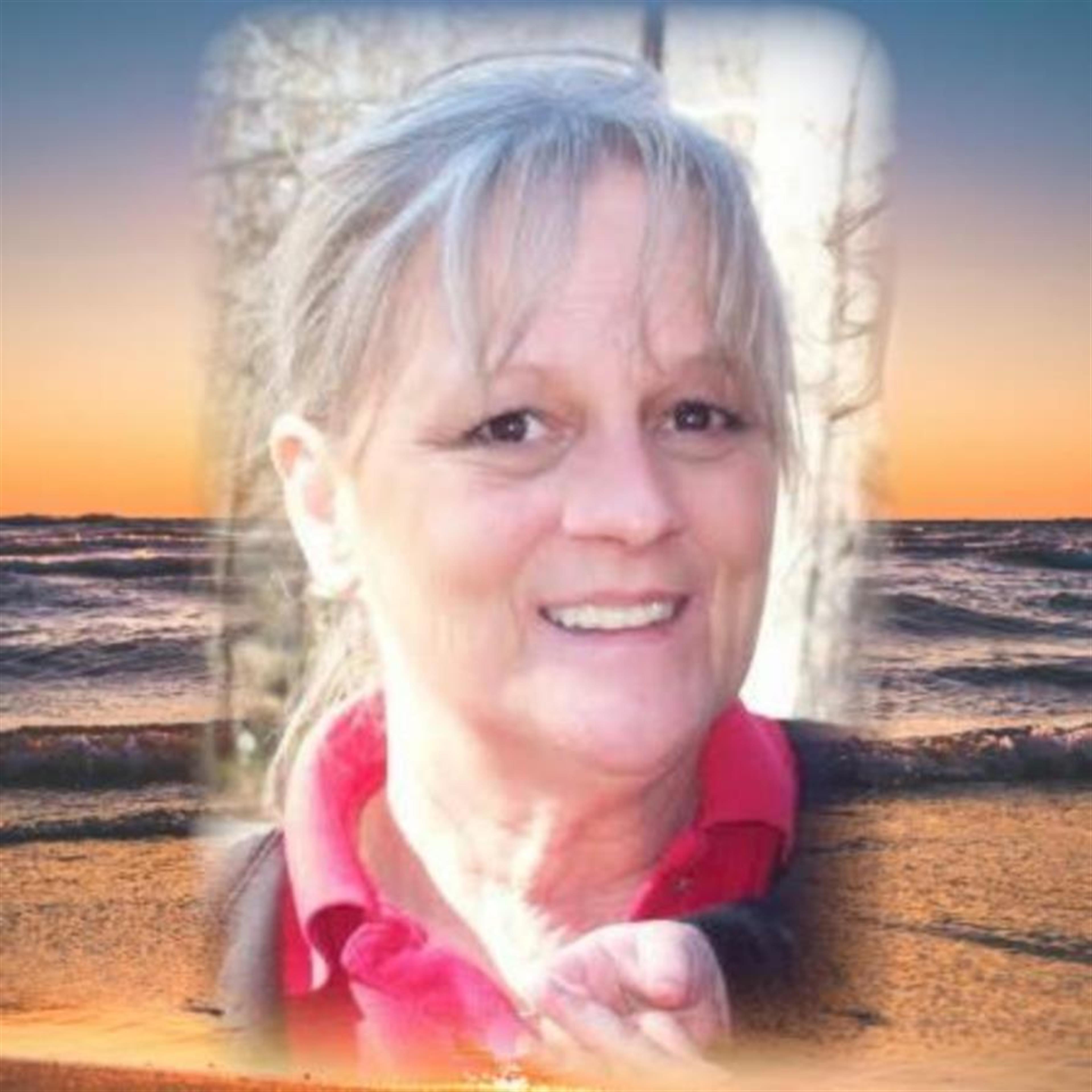 Rosslyn Walker's obituary picture