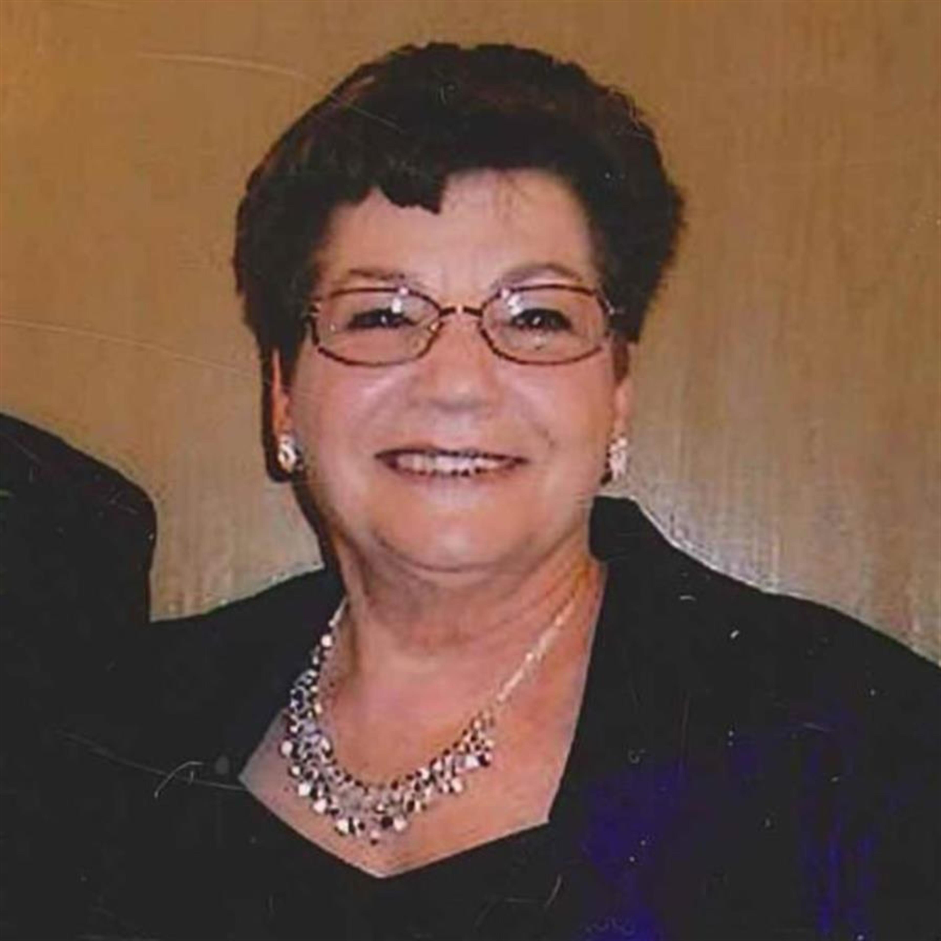 Velma Faye Holt's obituary picture