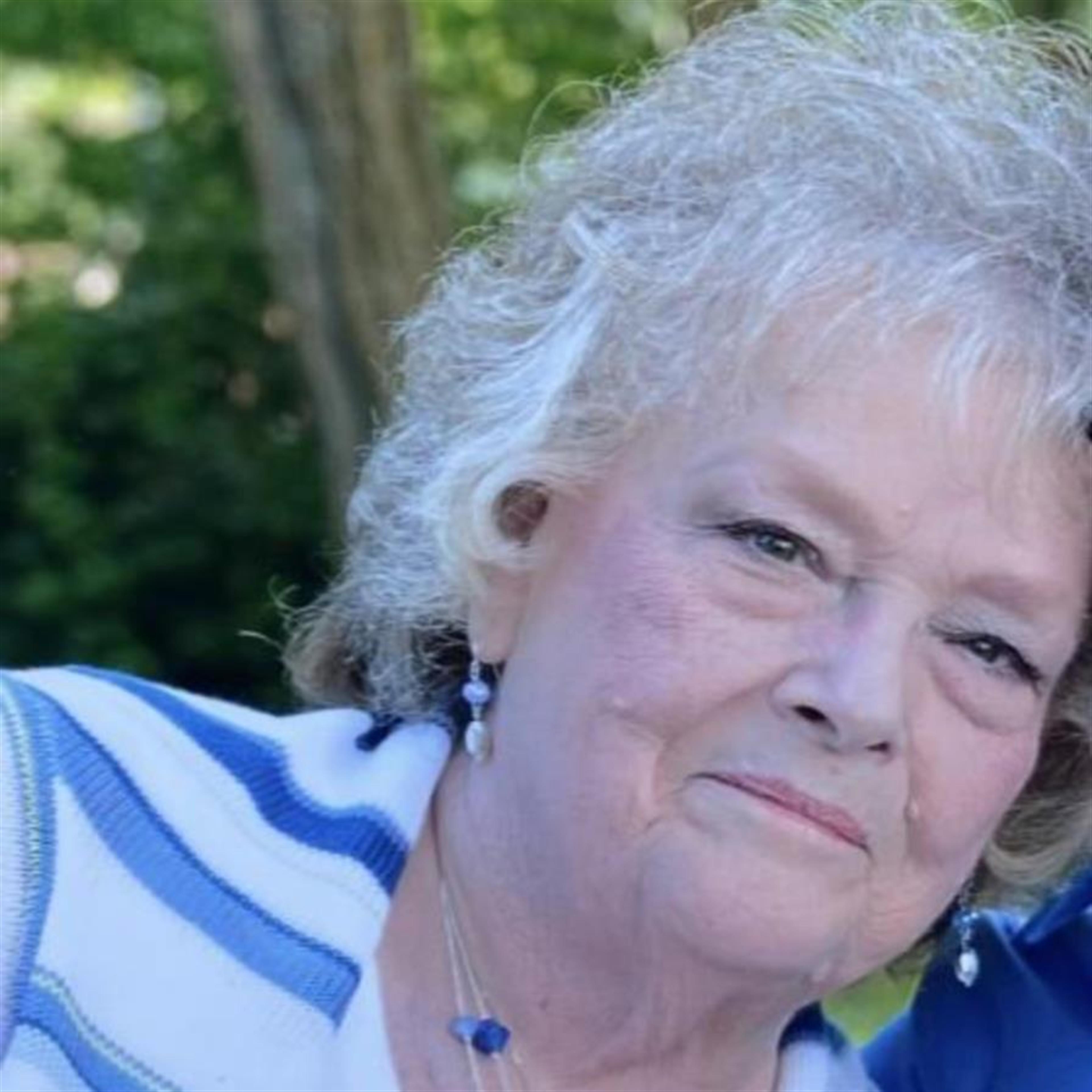 Betty Frances Warren's obituary picture
