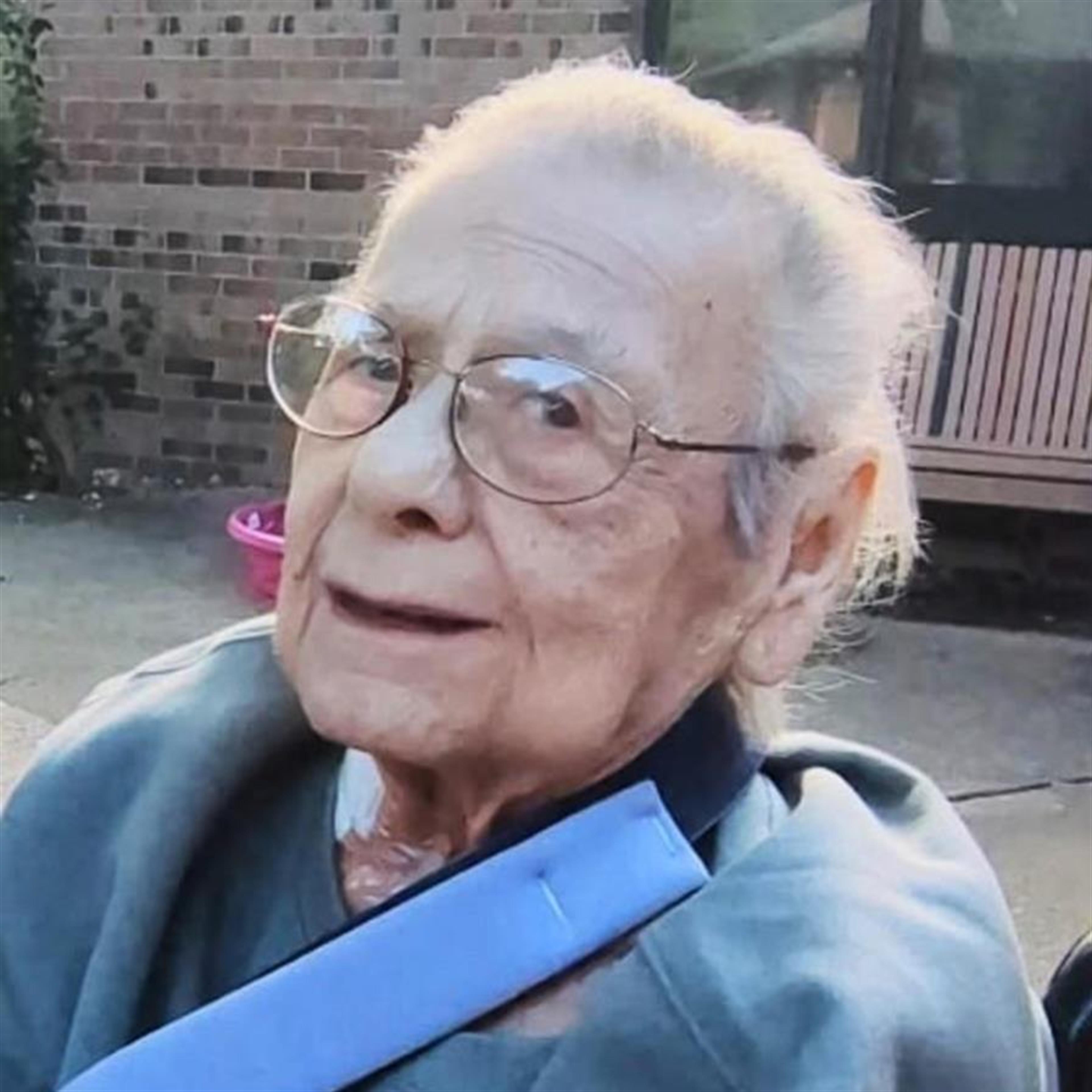 Carol Sue Mendenhall's obituary picture