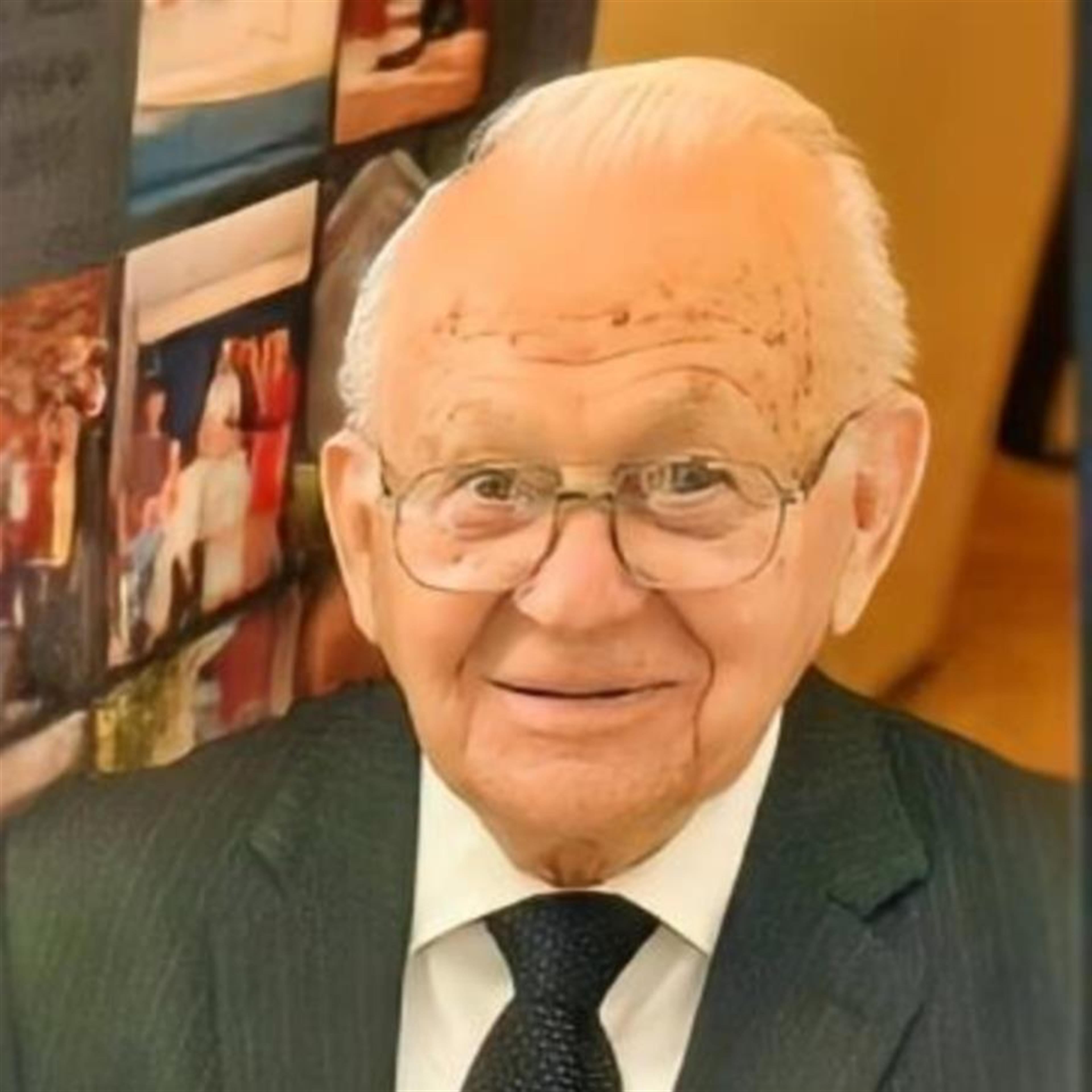 Melvin Huber's obituary picture