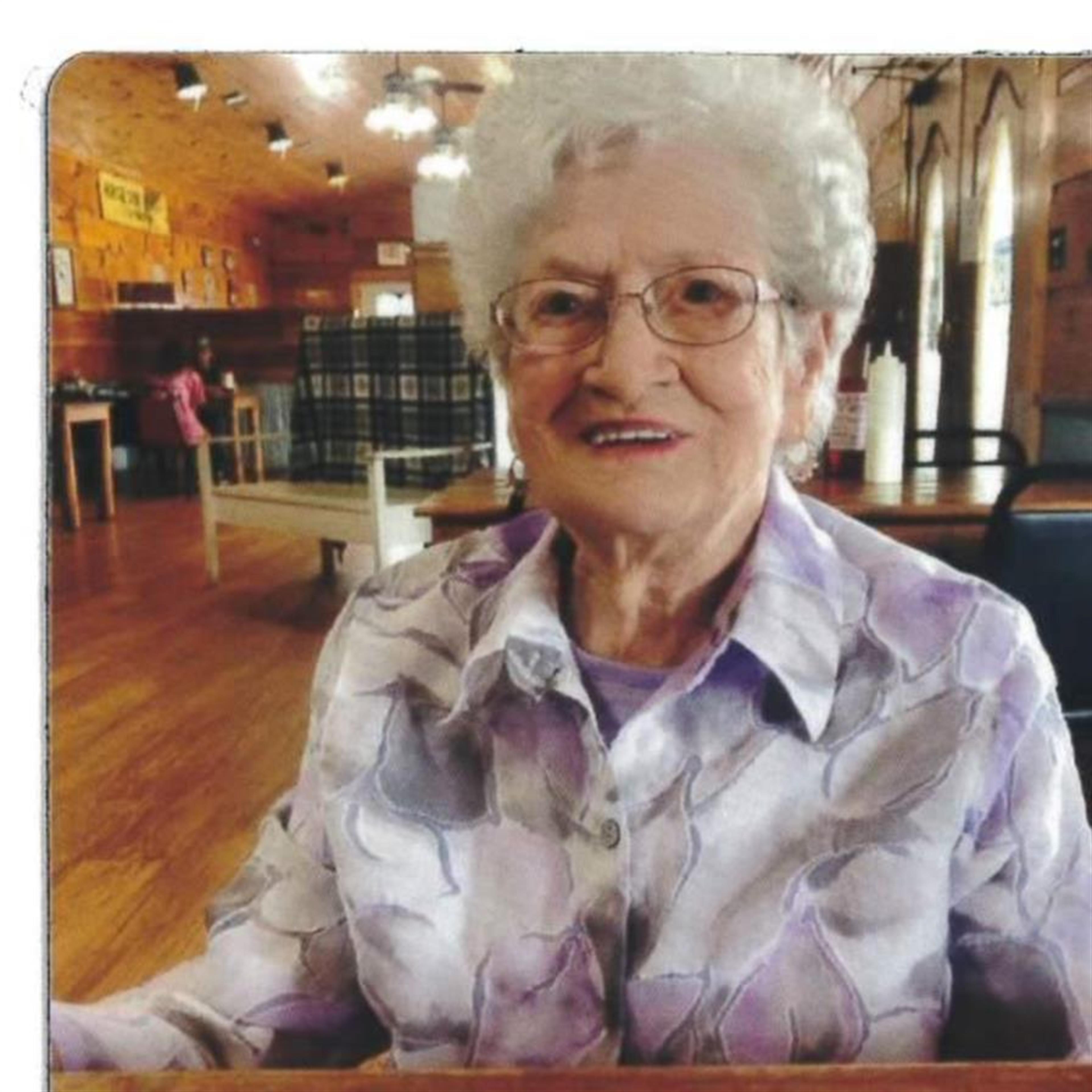 Mrs Mary Louise Sewell's obituary picture