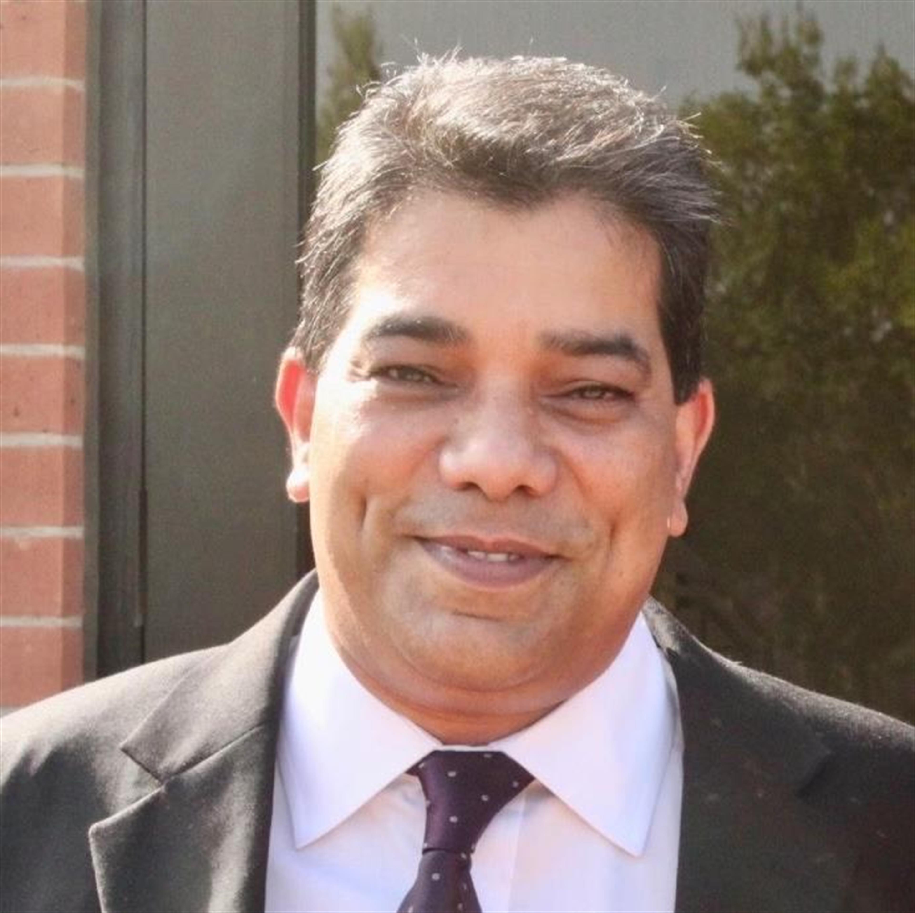 Zoher Amin Hussain's obituary picture