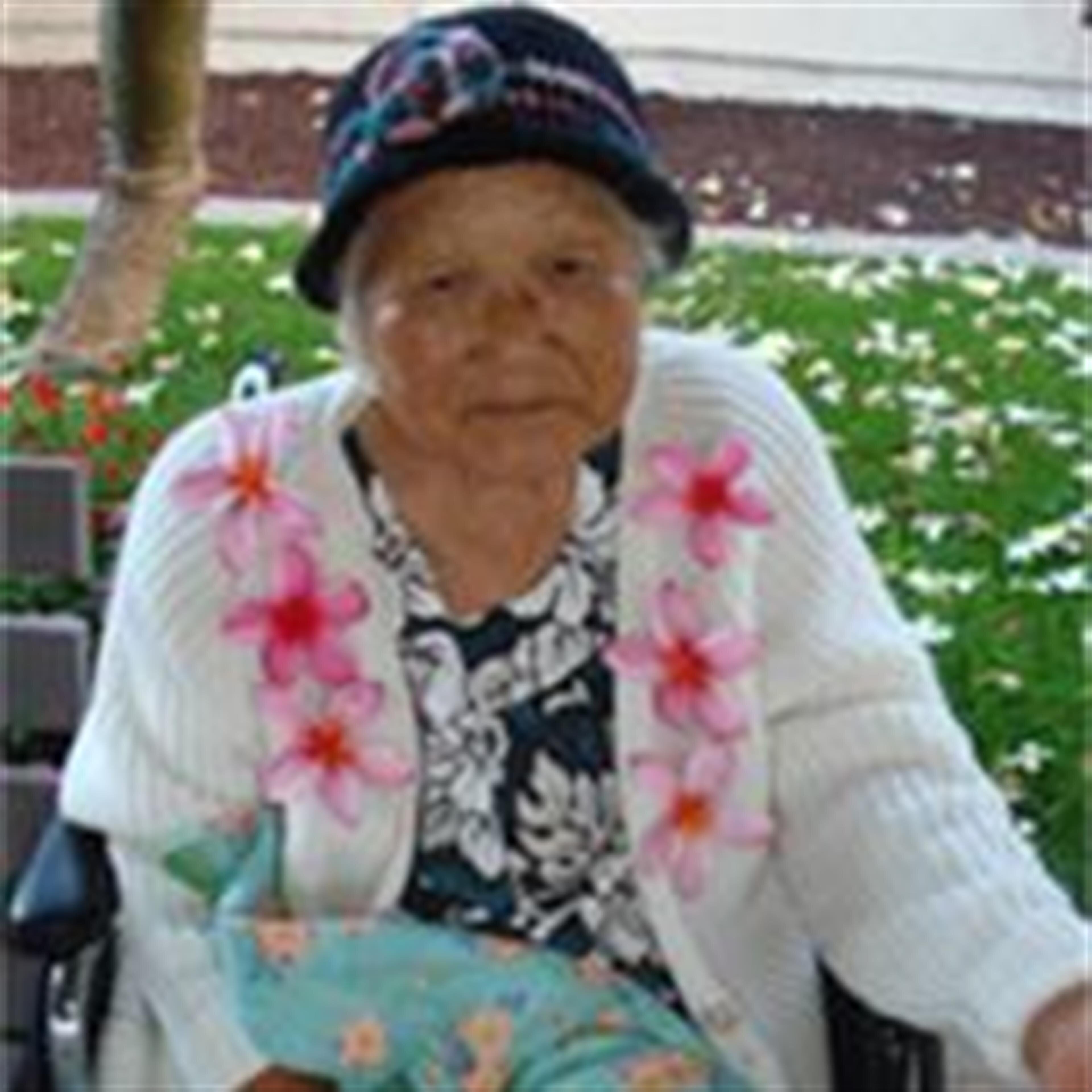 Lillian Hinayo Takiguchi Kobayashi