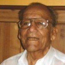 Guillermo Serrato Sr.