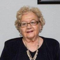 Julia Holstein