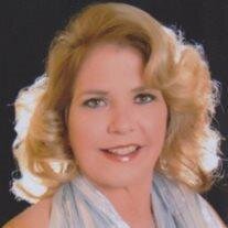 Lisa  Crossland Ryneer