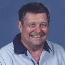 Thomas H Kempf Sr