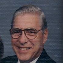Ivo "Steve" Huelskamp