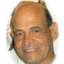 Juan F Estrella 