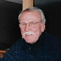 Rex R MERCER