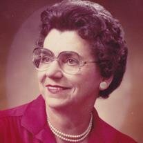 Lora McLaren