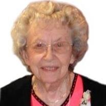 Evelyn W Hilgemann