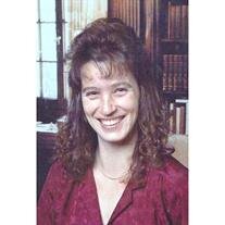 Joyce Lee Lynn