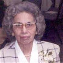 Ernestina S.. Flores