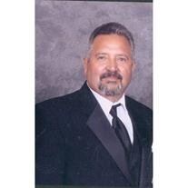 Robert Y. Mendoza