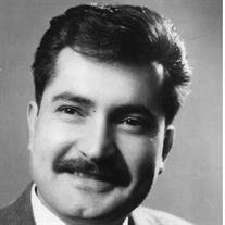 Yasha  Esmailow
