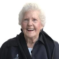 Pauline Mae (Shank) Fitchett