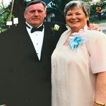Linda M Isbell
