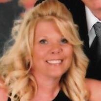 Dennisa Moore