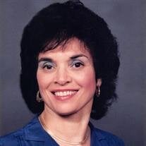 Daphne Savramis