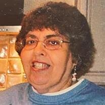 Gloria Hollenbeck