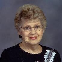 Leah Hefner