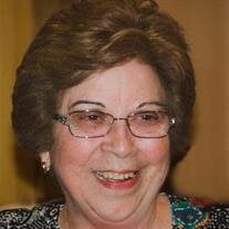 Carmen C Mora