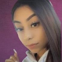 Evelyn Unique Gumbardo