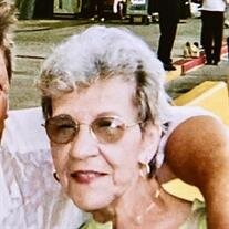 Betty DeCapua