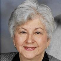 Rosaura "Rose" Corona