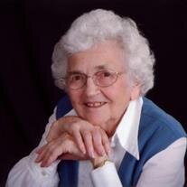Estelle Marie Smart
