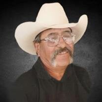 VICTOR FLORES