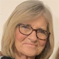 Penelope "Penni" Benton