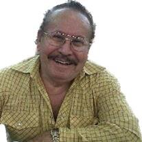 Elias Flores