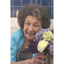 Esther Levit