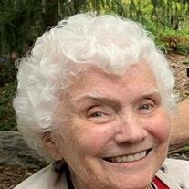 Donna Mae Hoiland