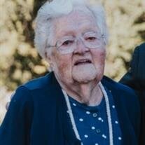 Ernestine Loura