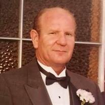 Harold D Simmons