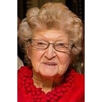 Vasilia "Lee" Savramis