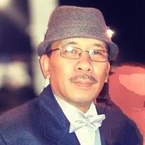 Ronuelo "Ron" Molano