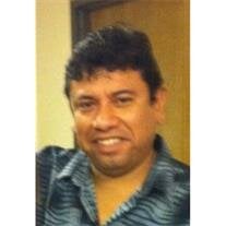 Eduardo L Salinas