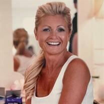 Linda "Sunnee" Hollander