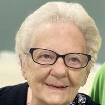 Doris M Stoyer