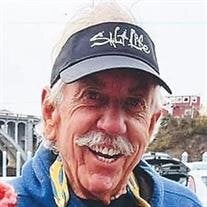 Clinton T Handschuch