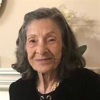 Maria E Tellez