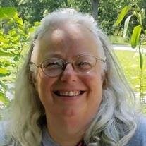 Linda J Senesac