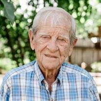 Everett Gill